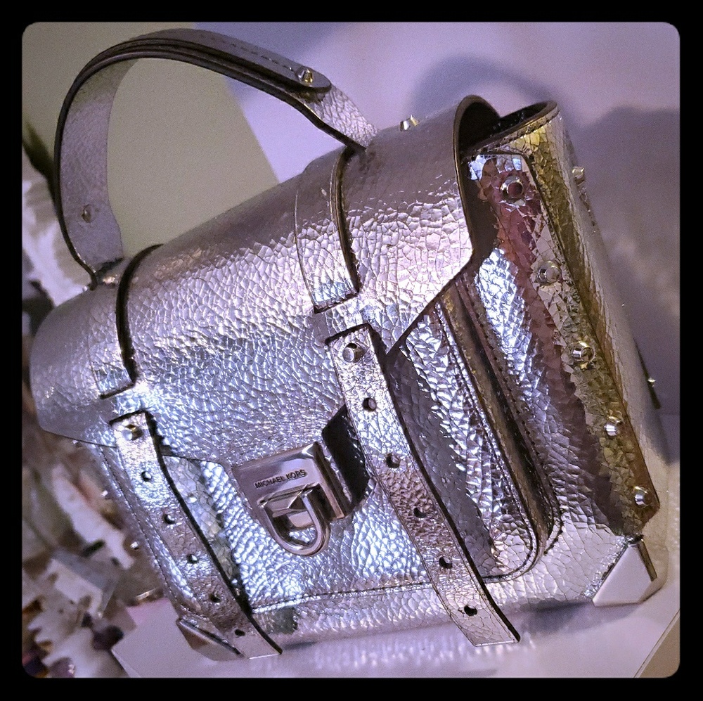 SOLD Michael Kors Manhattan Medium MetallicHandbag